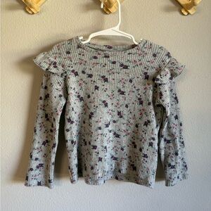 Zara Ribber Floral Ruffle Sleeve Sweater